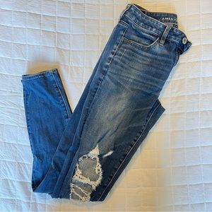American Eagle Outfitters Women's High-Rise Dark Denim Distressed Jegging 6 Long